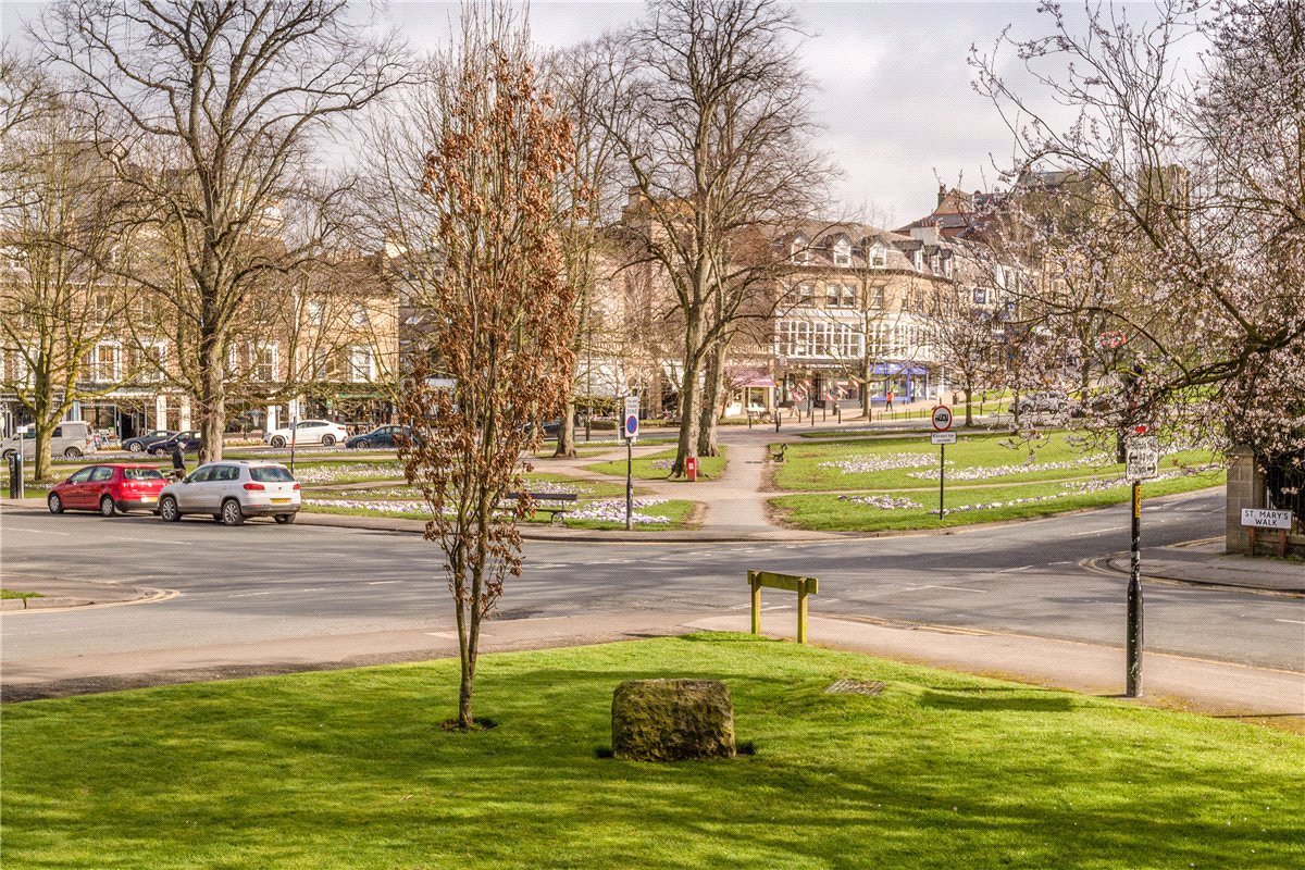 3 bedroom Flat, Esplanade Court, 2 St. Marys Walk, HG2 - Available, Image 13