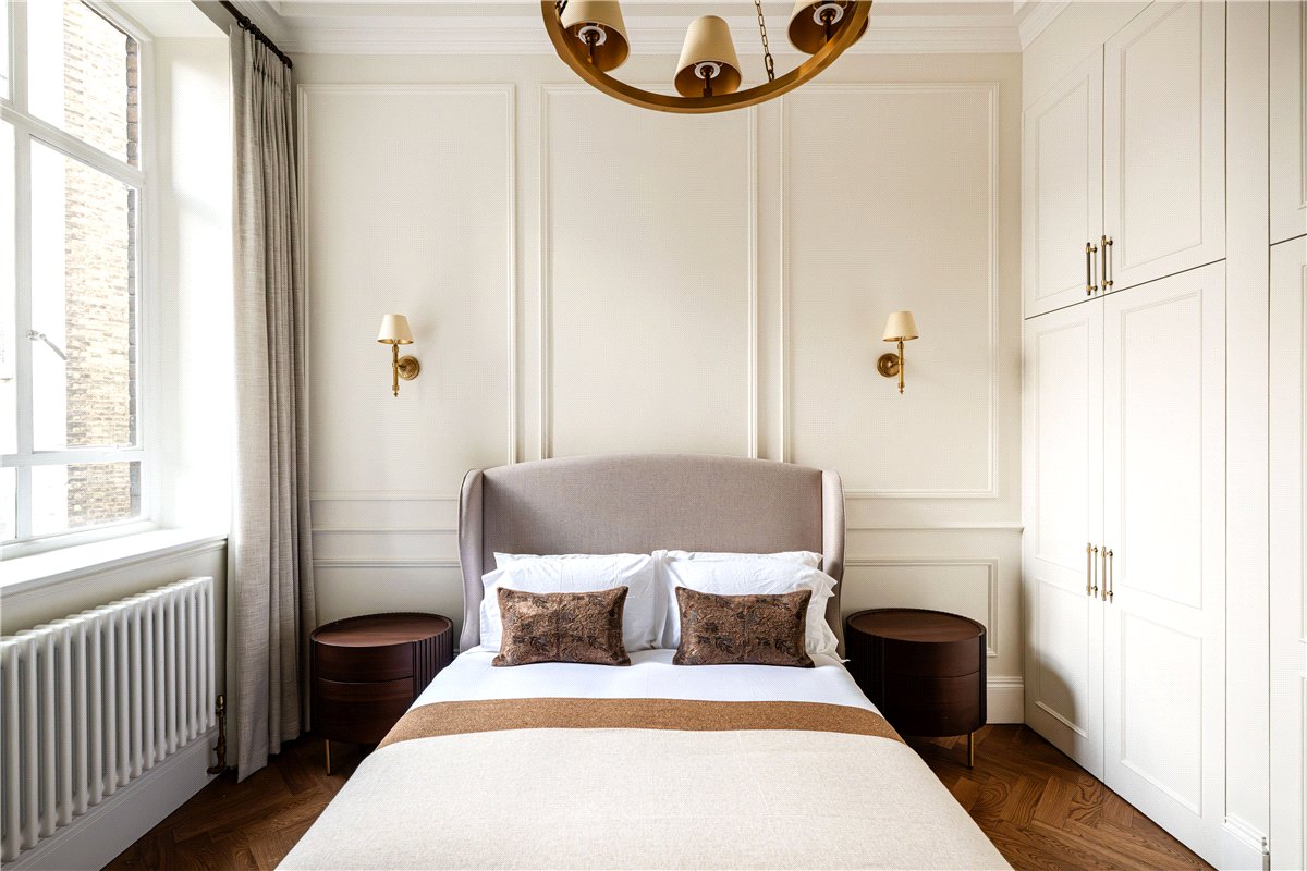 1 bedroom Flat, Upper Brook Street, Mayfair, W1K - Available, Image 17