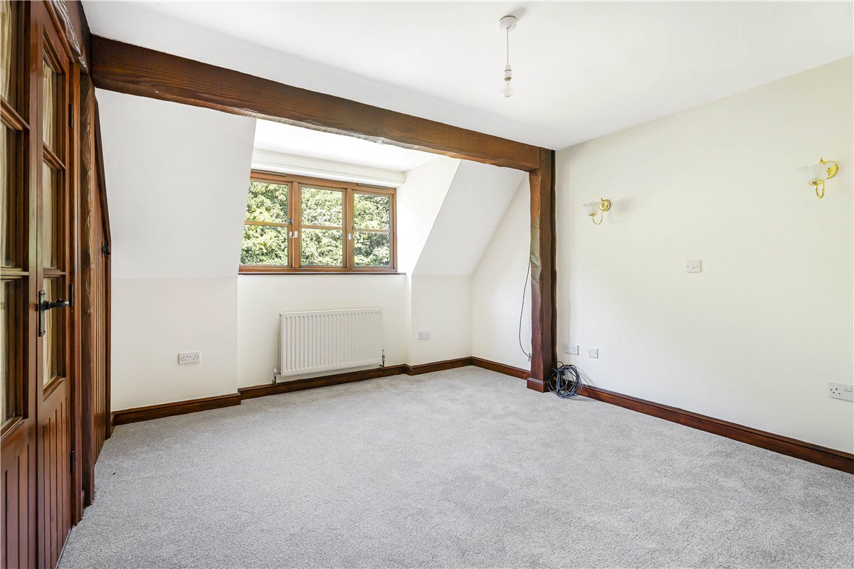 3 bedroom House, London Road, Wendover, HP22 - Available, Image 12