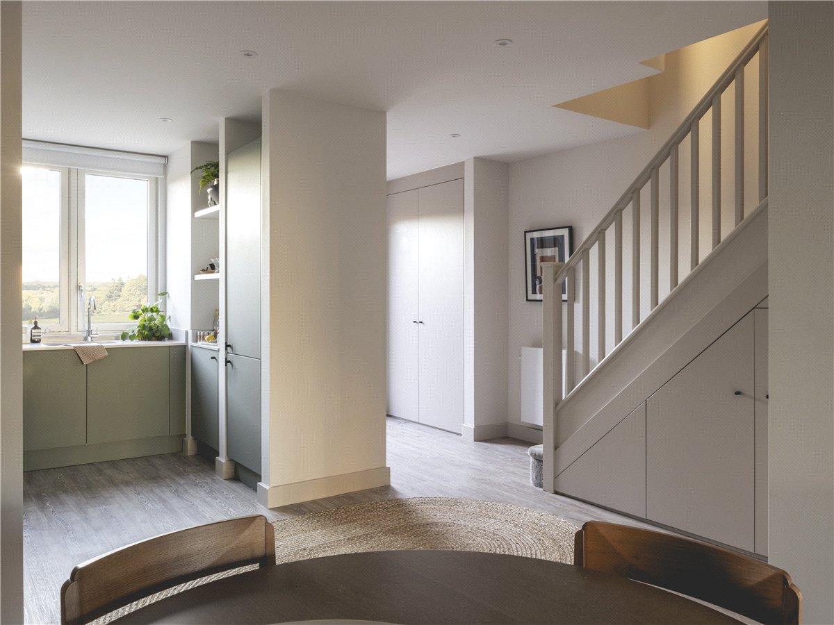 3 bedroom House, Ayrton Avenue, Cambridge, CB3 - Available, Image 2