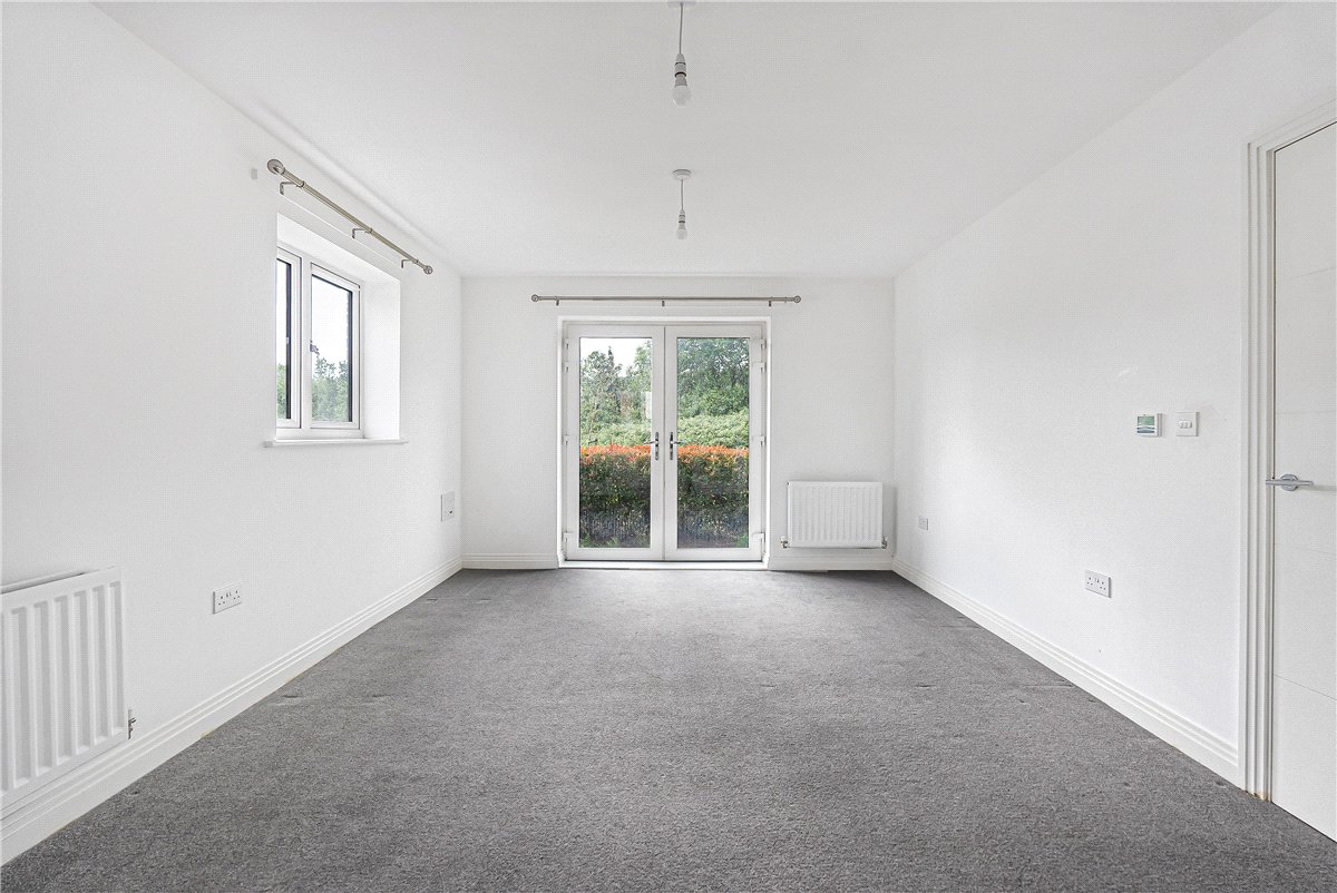 1 bedroom Flat, Scott Court, Glebe Farm, MK17 - Let Agreed, Image 8