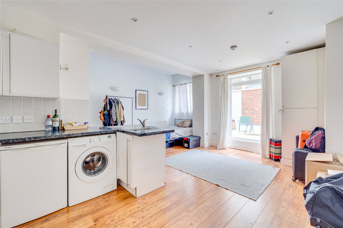 5 bedroom Flat, Fulham Palace Road, London, SW6 - Sold, Image 11