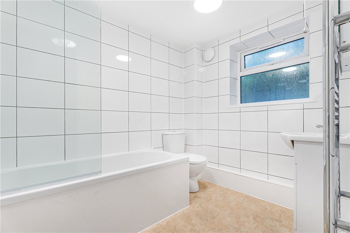1 bedroom Flat, Walton Crescent, Oxford, OX1 - Available, Image 4