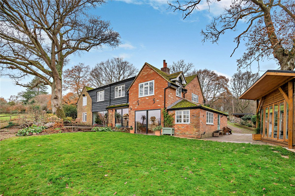 5 bedroom House, Crookham Common, Thatcham, RG19 - Available, Image 22