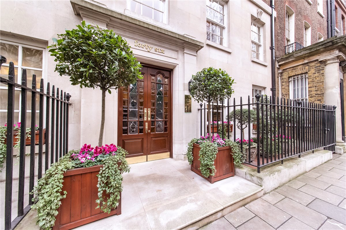 3 bedroom Flat, Upper Grosvenor Street, Mayfair, W1K - Available, Image 20