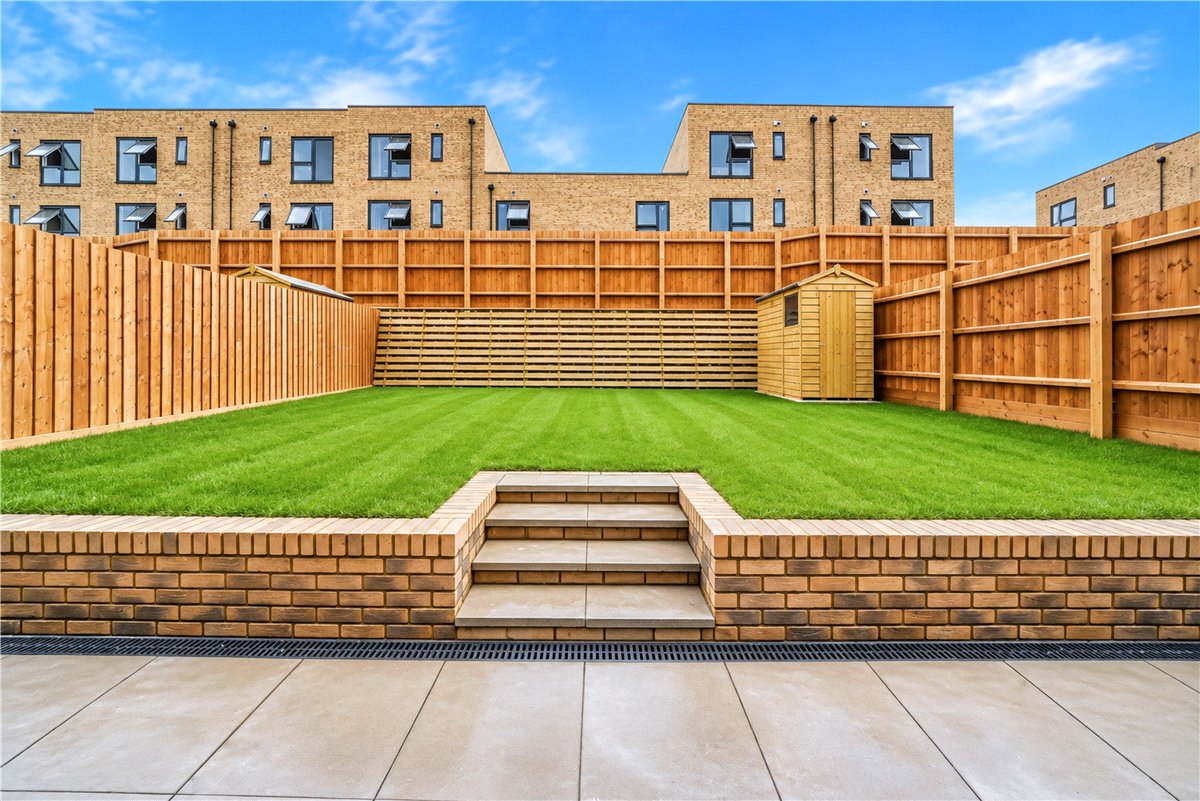 4 bedroom House, Ballast Road, Erith, DA8 - Let Agreed, Image 2
