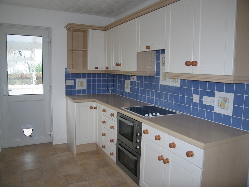 3 bedroom House, Squires Hill Close, Woodshaw, SN4 - Let Agreed, Image 7