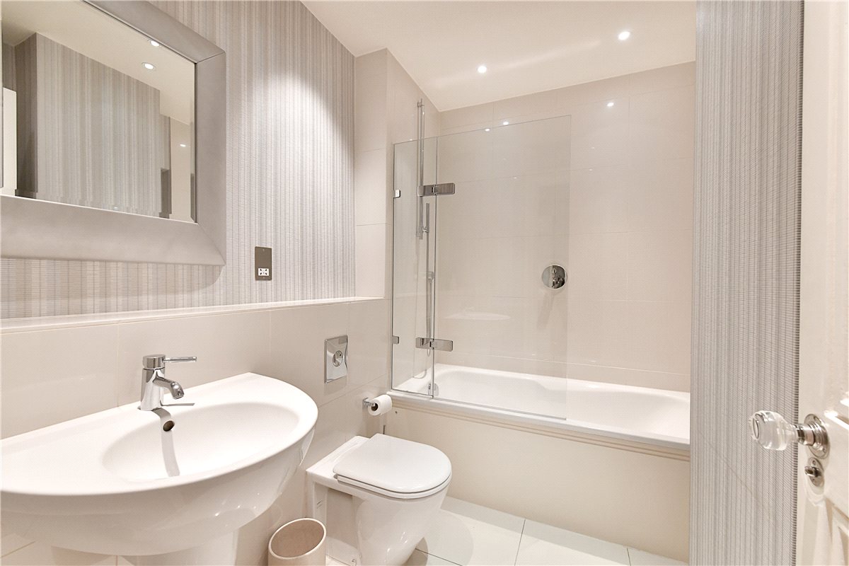 4 bedroom Flat, Upper Grosvenor Street, Mayfair, W1K - Available, Image 10