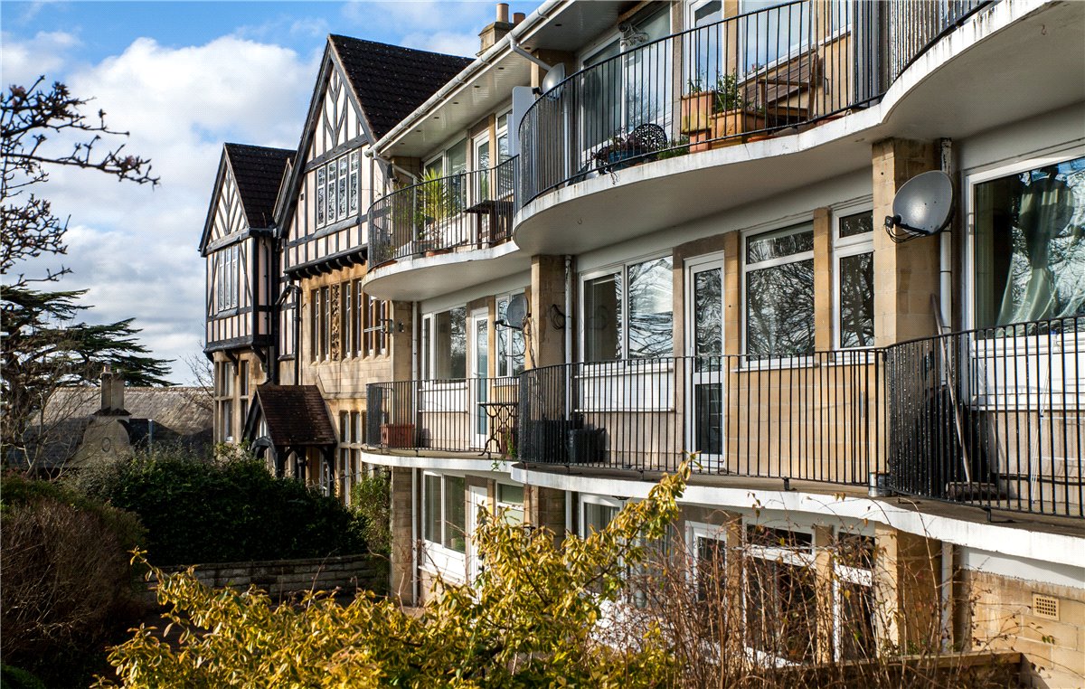 2 bedroom Flat, Lansdown Grove Court, Bath, BA1 - Sold