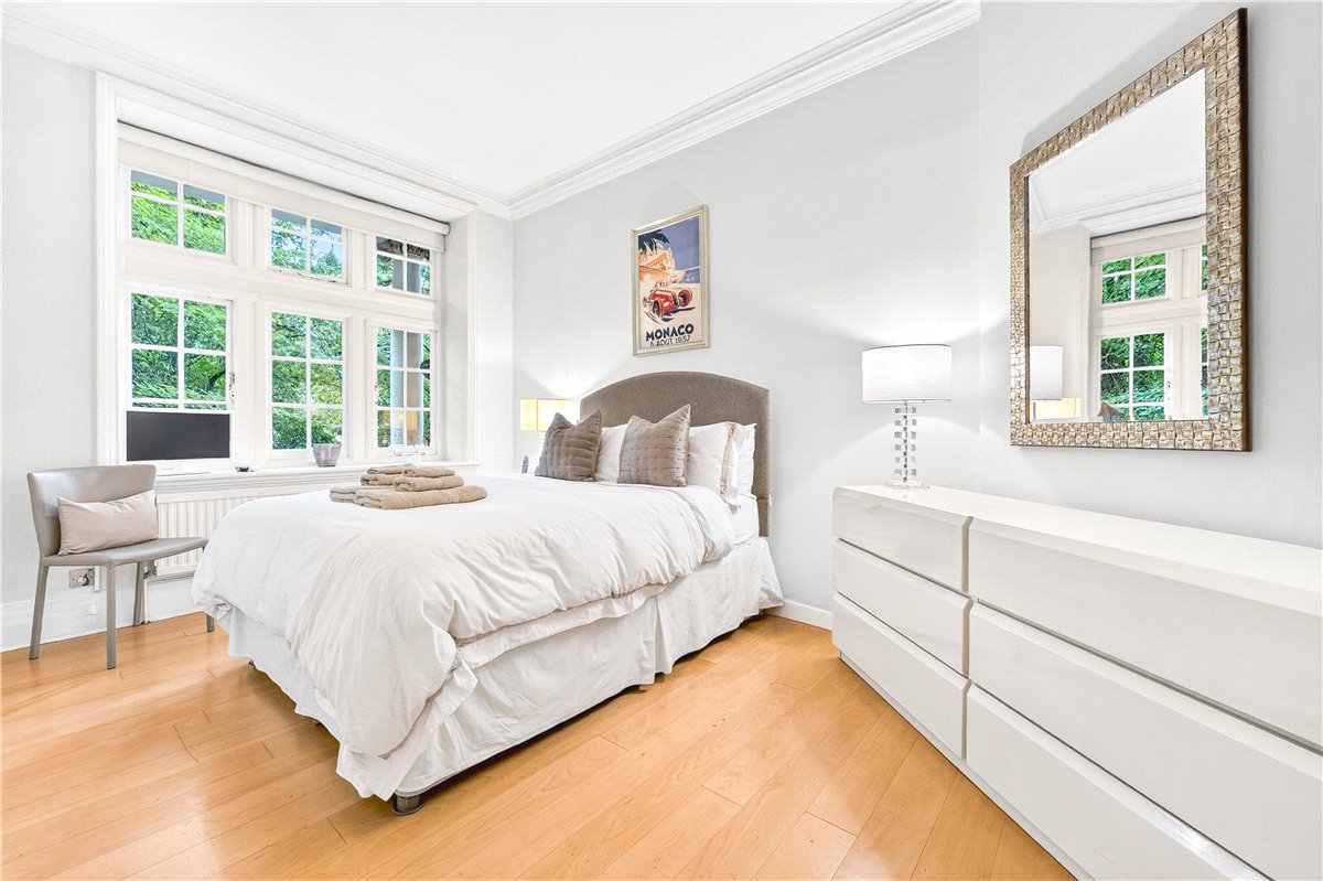 4 bedroom Flat, Knightsbridge, London, SW1X - Available, Image 9