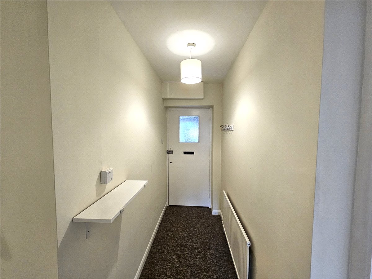 3 bedroom Flat, Caxton Court, Grove Street, BA2 - Let Agreed, Image 9