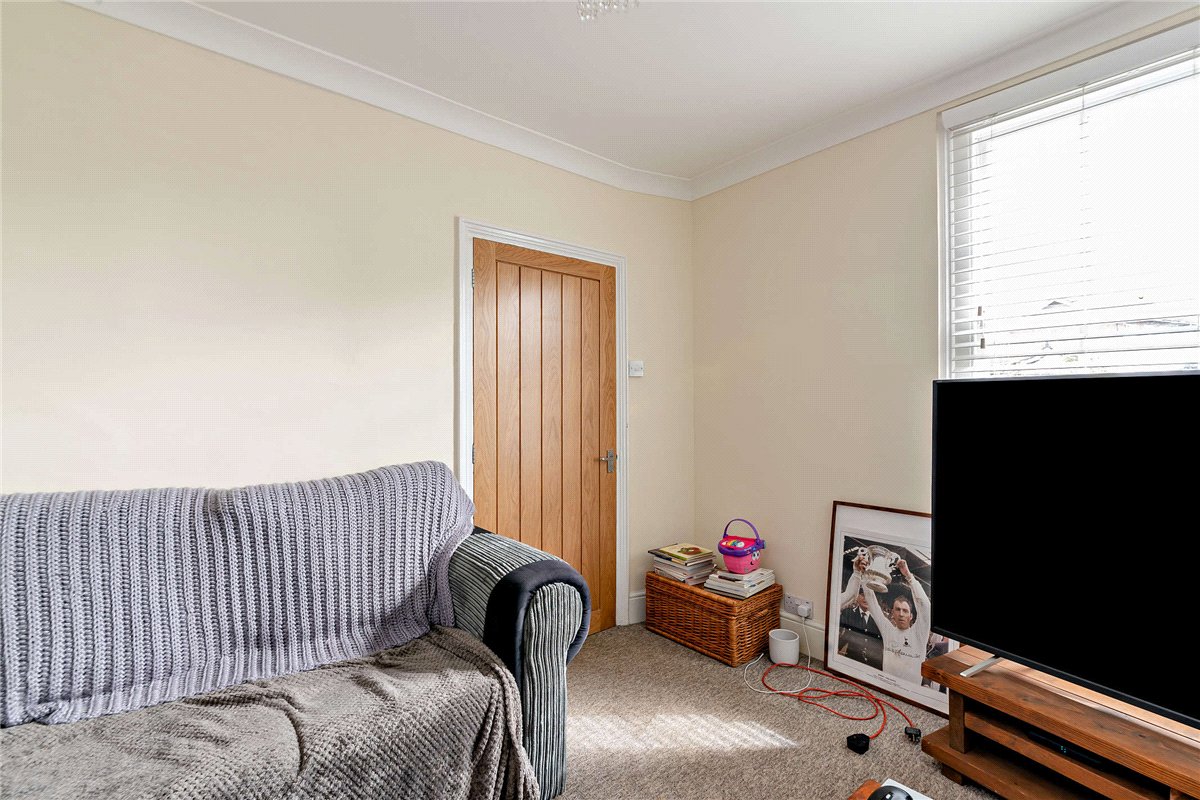 2 bedroom House, Madeira Place, Newbury, RG14 - Sold STC, Image 4