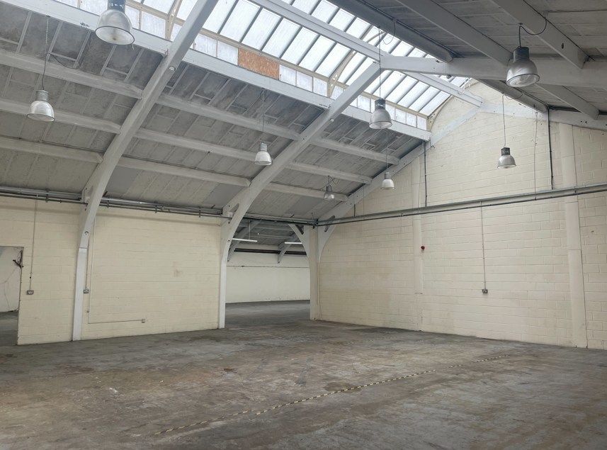 19971 Sq Ft, Vallis Trading Estate, Frome, BA11 - Available, Image 2