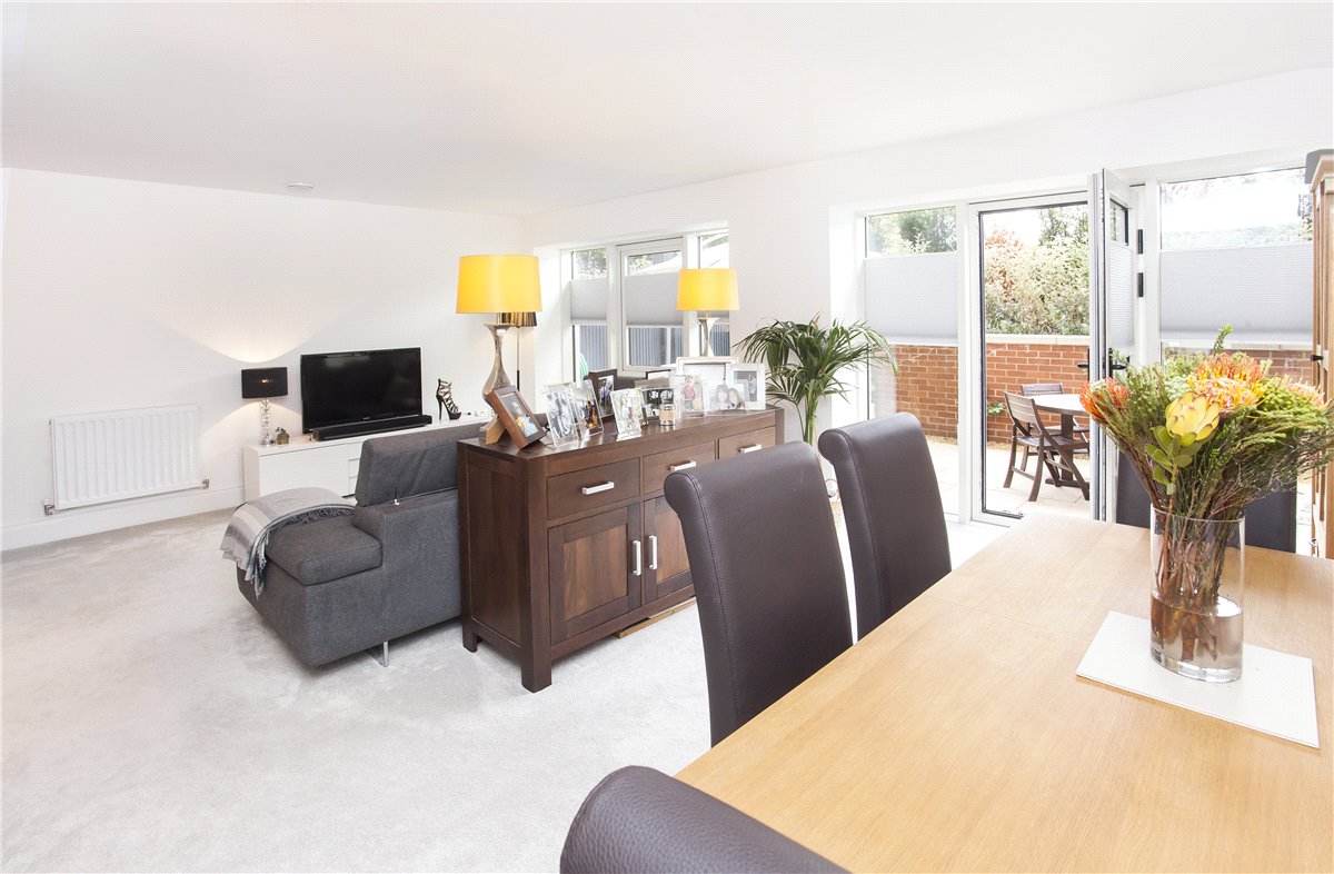 2 bedroom Flat, The Residence, Bishopthorpe Road, YO23 - 