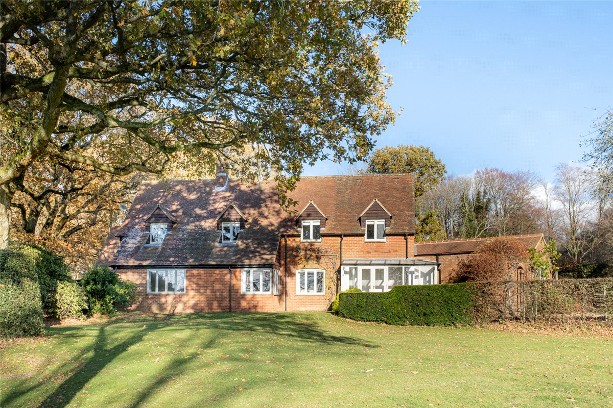 5 bedroom House, Weavers Lane, Inkpen, RG17 - 