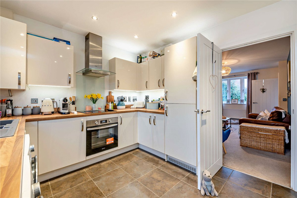 2 bedroom House, Greenacre Place, Newbury, RG14 - Sold STC, Image 1