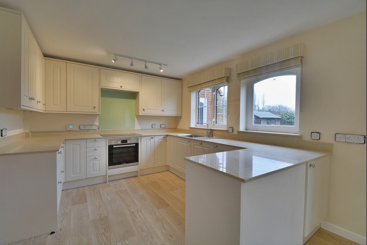 3 bedroom House, Ecchinswell, Newbury, RG20 - Let Agreed, Image 1