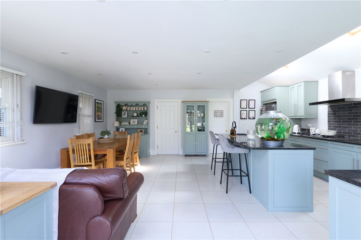 5 bedroom House, Water Lane, Oakington, CB24 - Available, Image 16