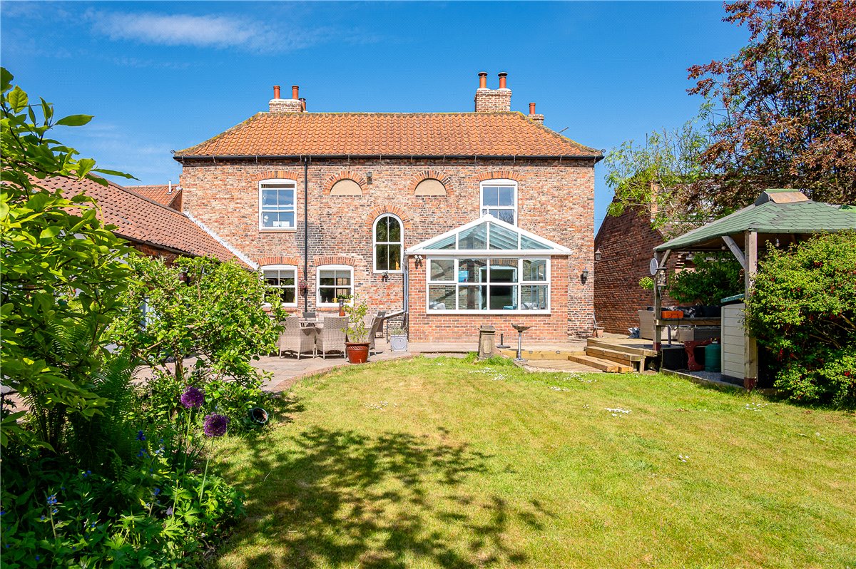 4 bedroom House, Main Street, Riccall, YO19 - Sold STC