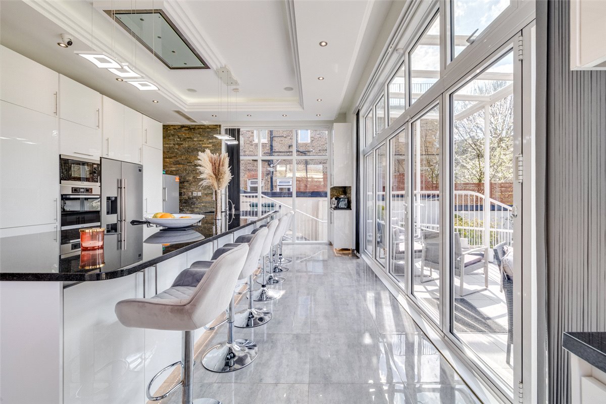5 bedroom House, Fulham Palace Road, Fulham, SW6 - Available, Image 8