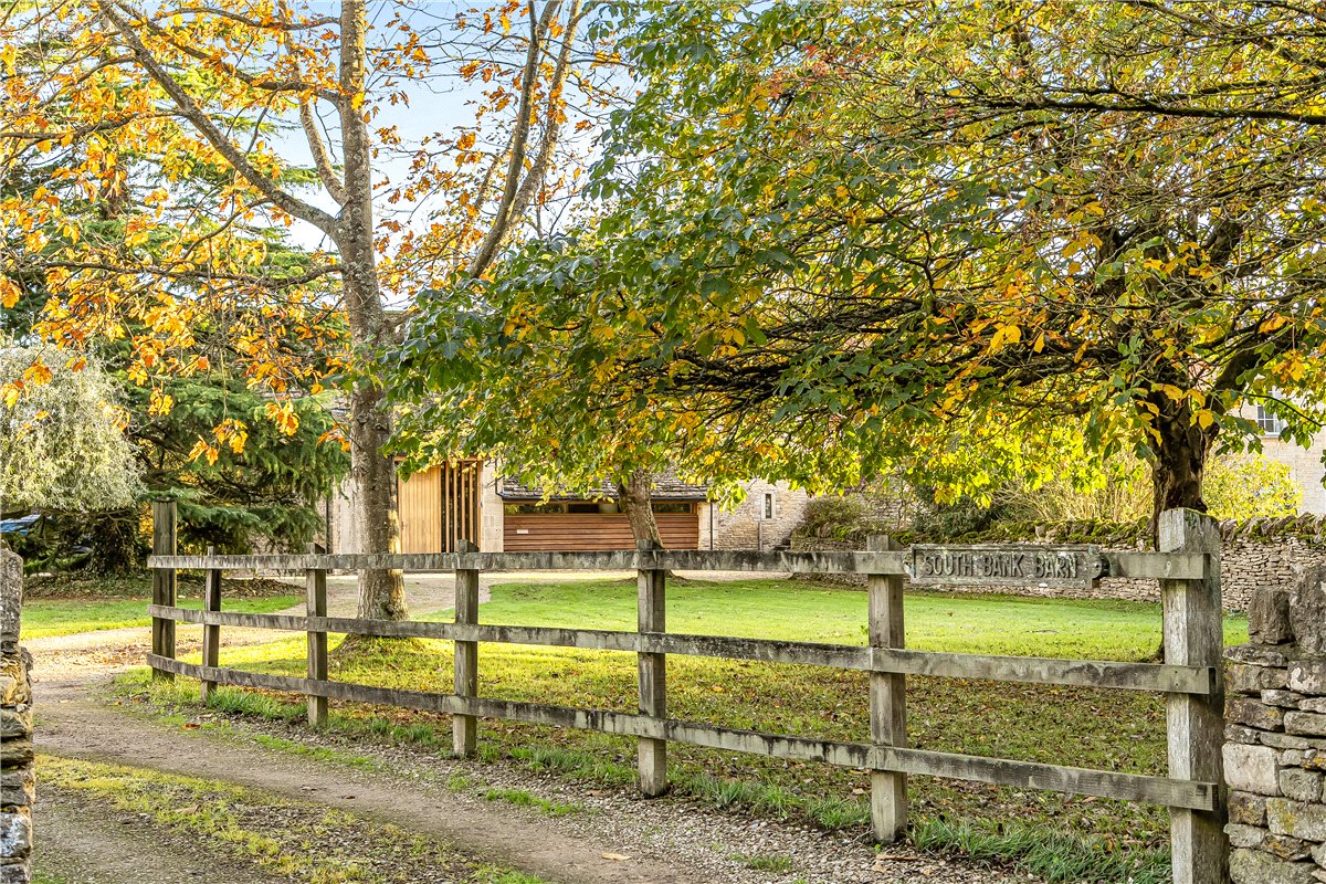 4 bedroom House, Lacock Road, Corsham, SN13 - Available, Image 9