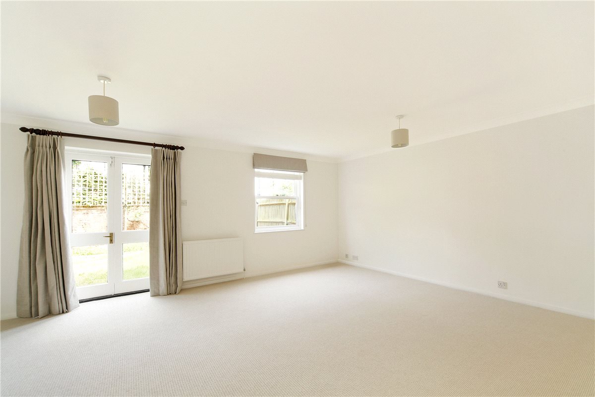 4 bedroom House, Carmichael Mews, London, SW18 - , Image 1