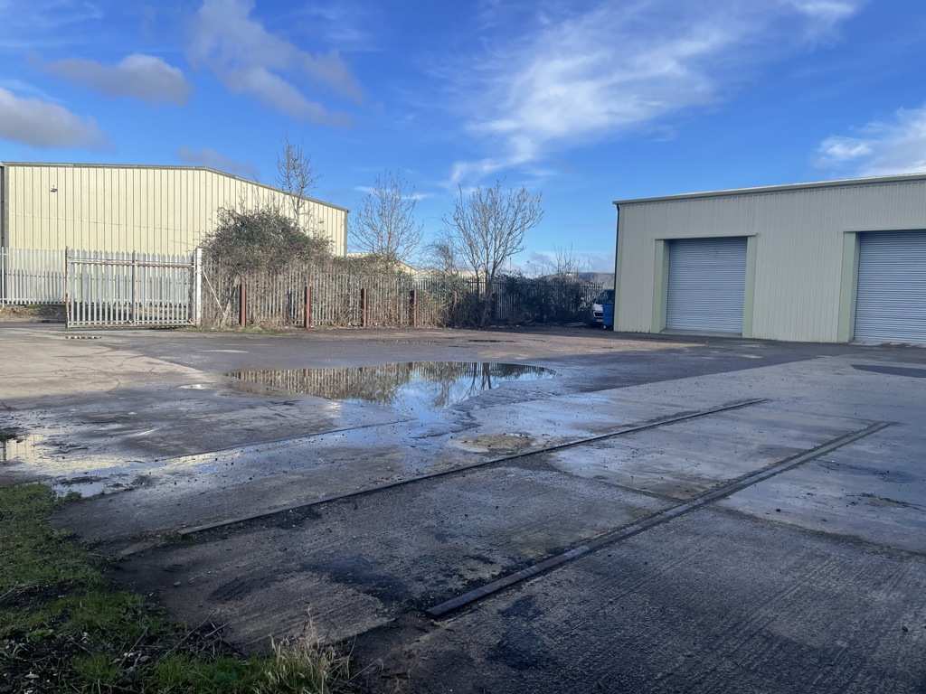 13808 Sq Ft, Brook Lane Trading Estate, Westbury, BA13 - Available, Image 2