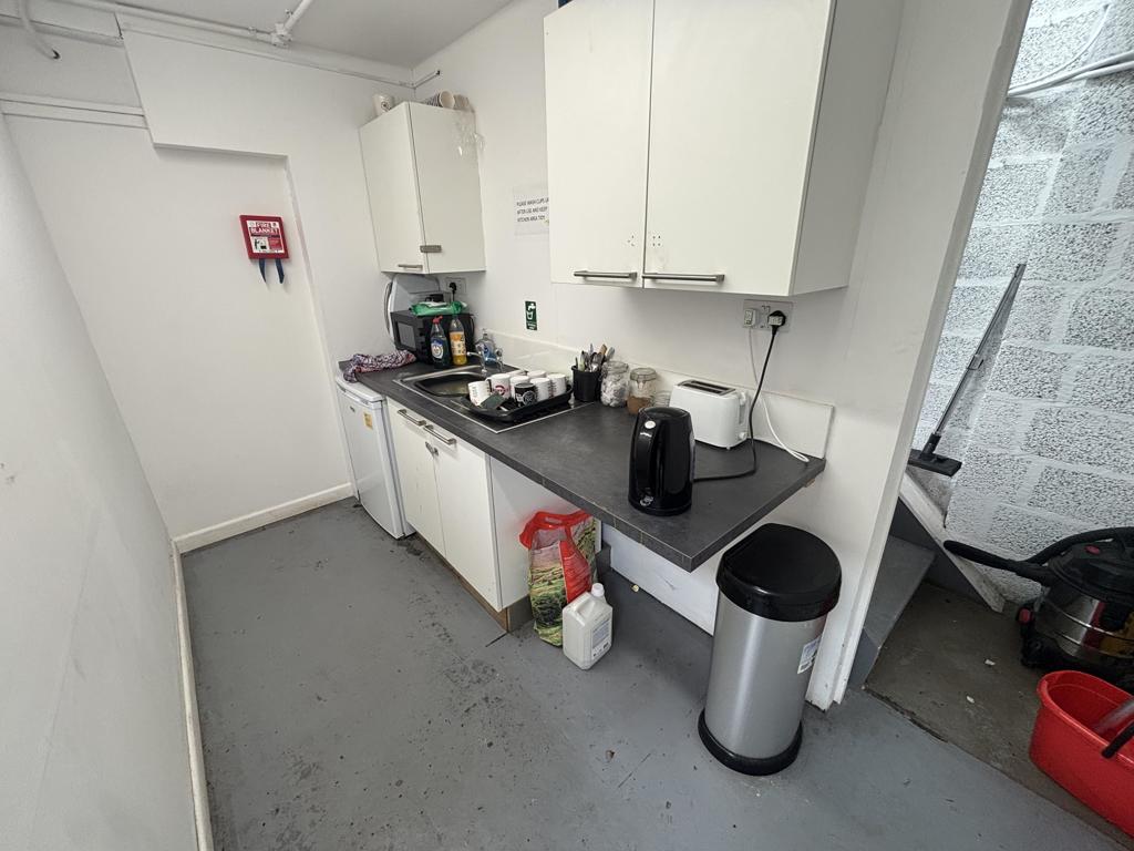 10038.53 Sq Ft, Poole, Wellington, TA21 - Available, Image 8