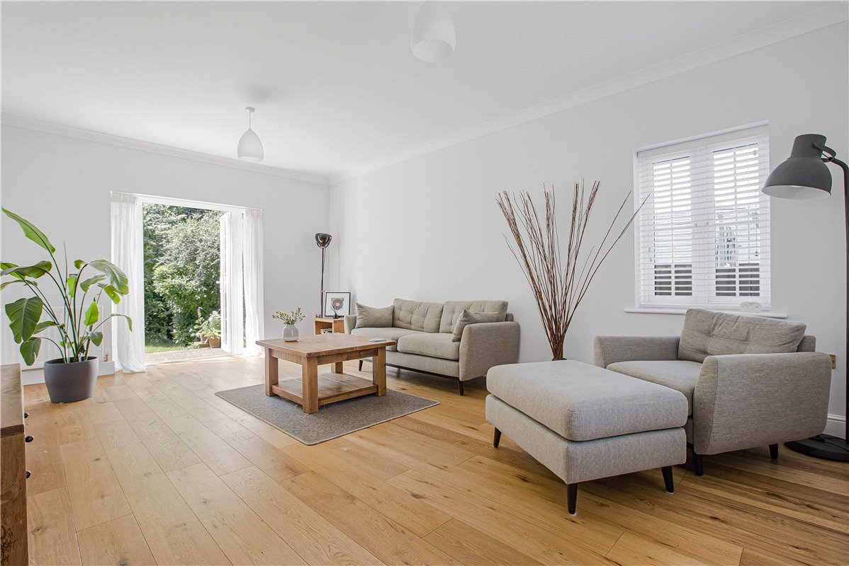 4 bedroom House, Simpsons Way, Kennington, OX1 - Available, Image 2