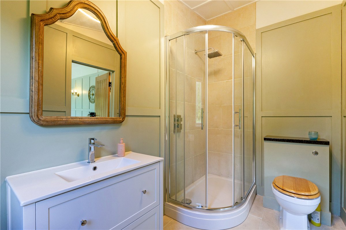 5 bedroom House, The Fairway, Devizes, SN10 - Available, Image 42