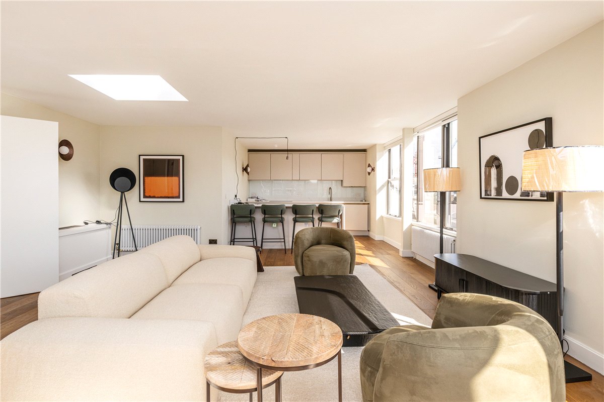 2 bedroom Residential, Albemarle Street, Mayfair, W1S - Available, Image 25