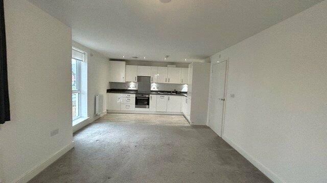 2 bedroom Flat, Hawes Way, Waverley, S60 - , Image 5