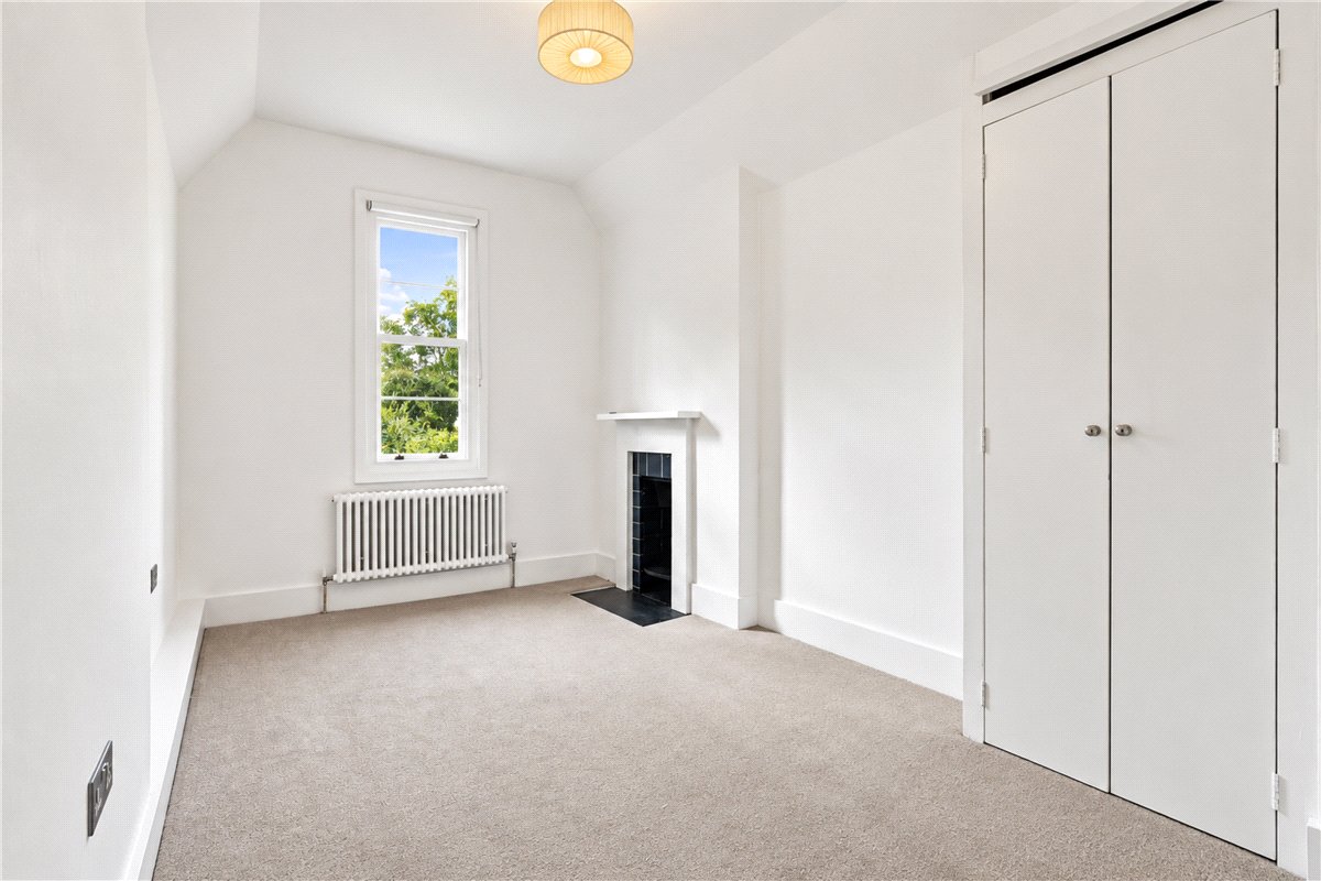 3 bedroom Cottage, Bishops Avenue, London, SW6 - Available, Image 16
