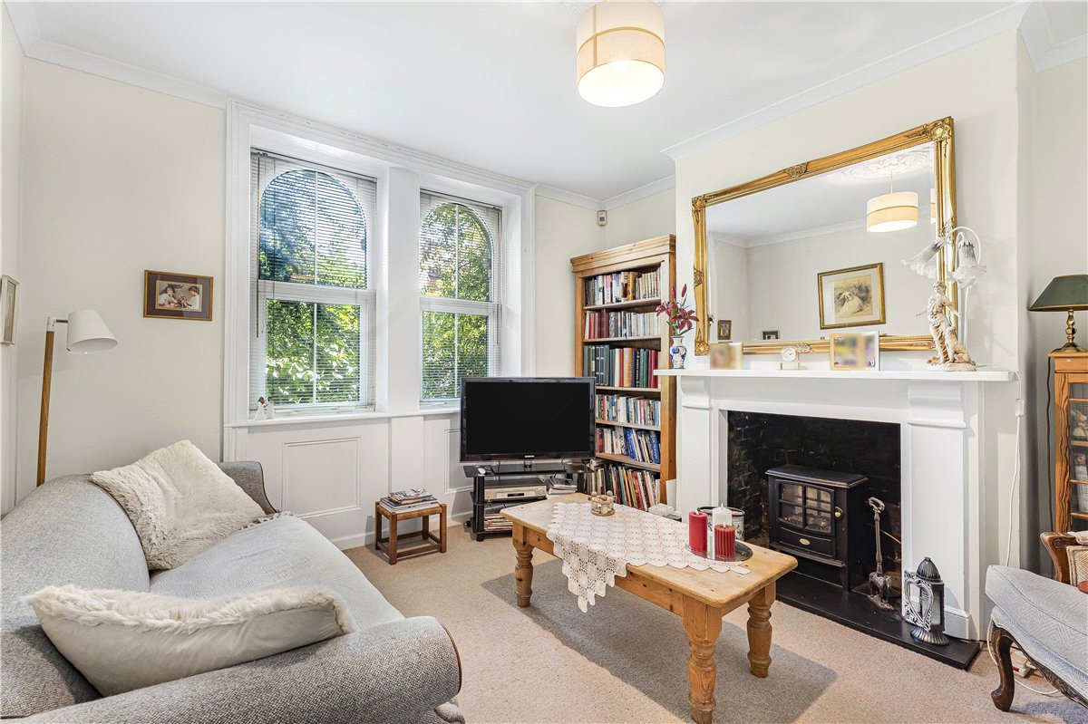 4 bedroom House, Spring Road, Abingdon, OX14 - Available, Image 1
