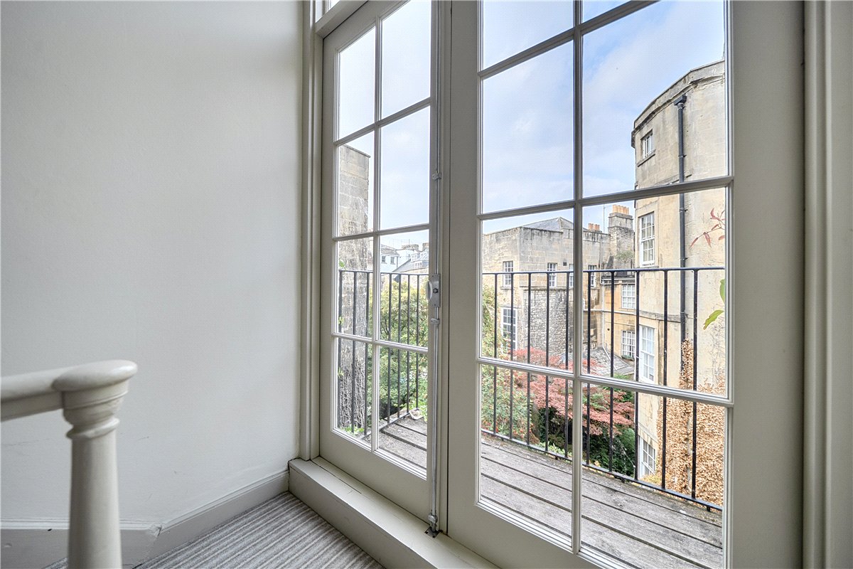 3 bedroom Maisonette, Pierrepont Street, Bath, BA1 - Available, Image 11