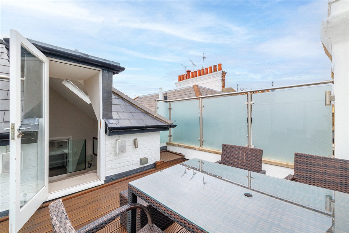 2 bedroom Flat, Whittingstall Road, London, SW6 - Let Agreed, Image 3