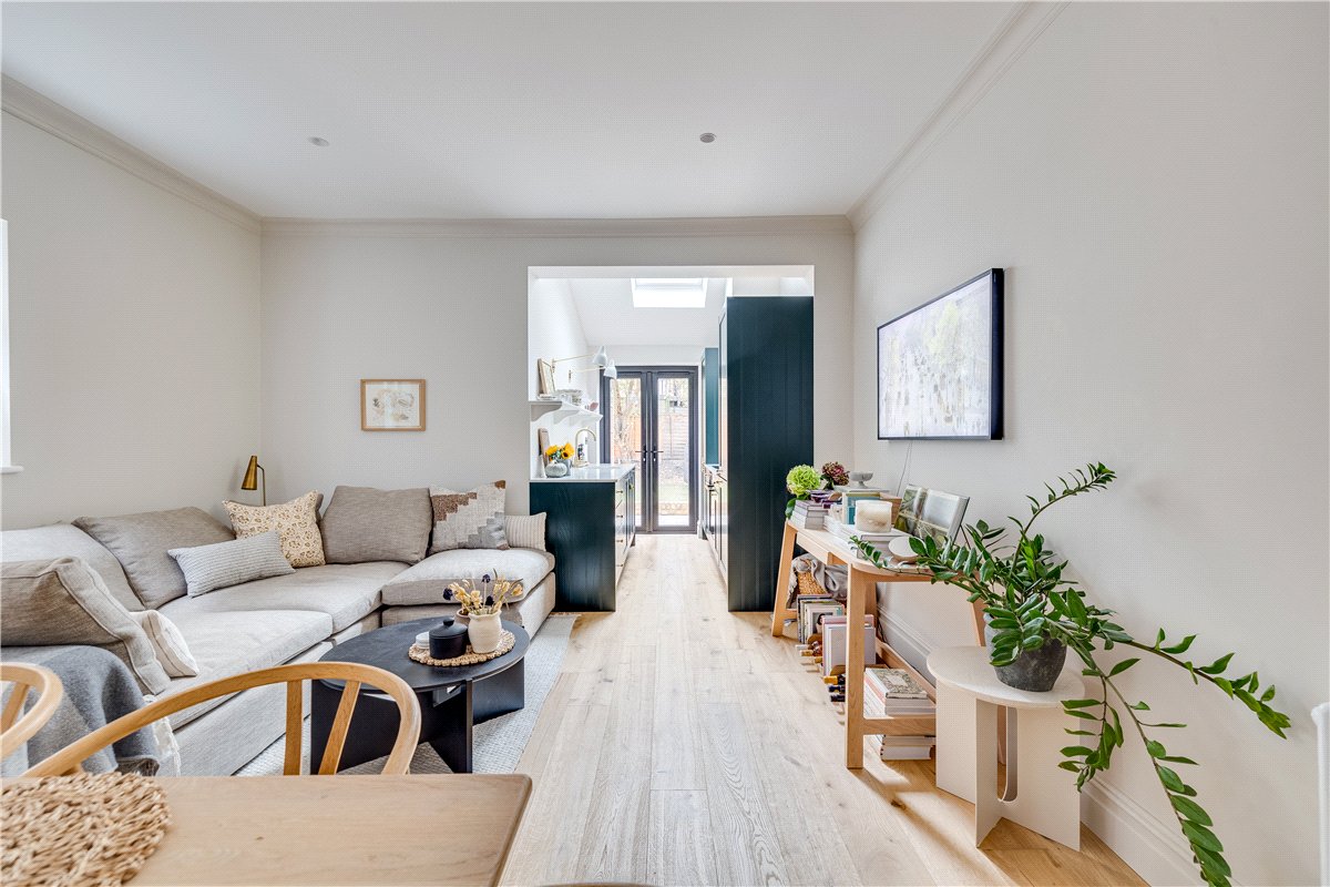2 bedroom Flat, Astonville Street, London, SW18 - Sold, Image 5