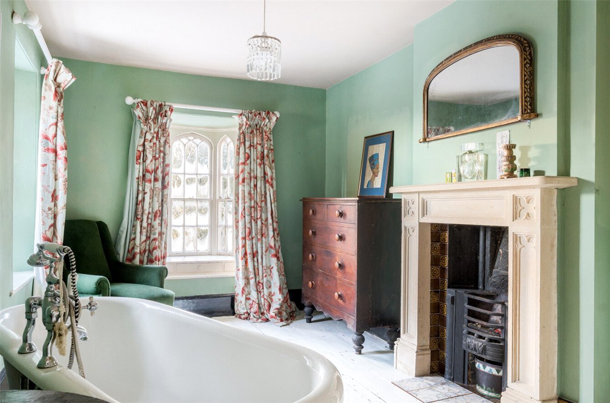 8 bedroom House, Castlefields, Calne, SN11 - Available, Image 9