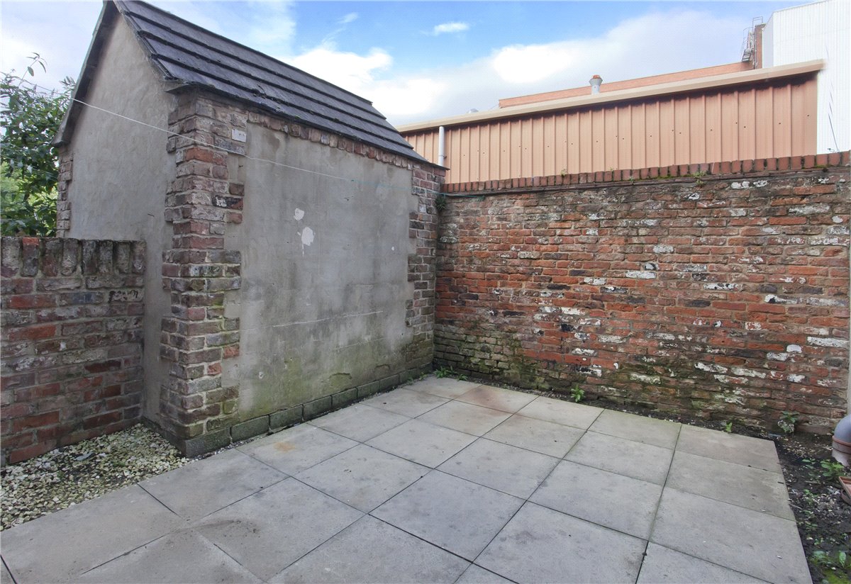 3 bedroom House, Millgate, Selby, YO8 - Let Agreed, Image 1