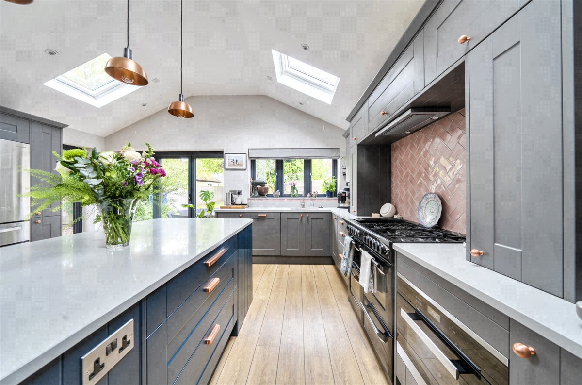 4 bedroom House, Elcot Lane, Marlborough, SN8 - Available, Image 5