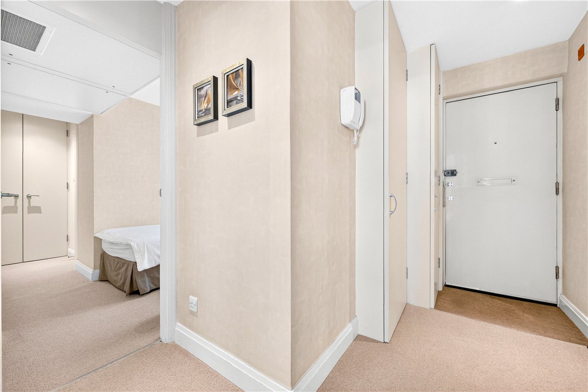 2 bedroom Flat, St Christopher's Place, London, W1U - Available, Image 7