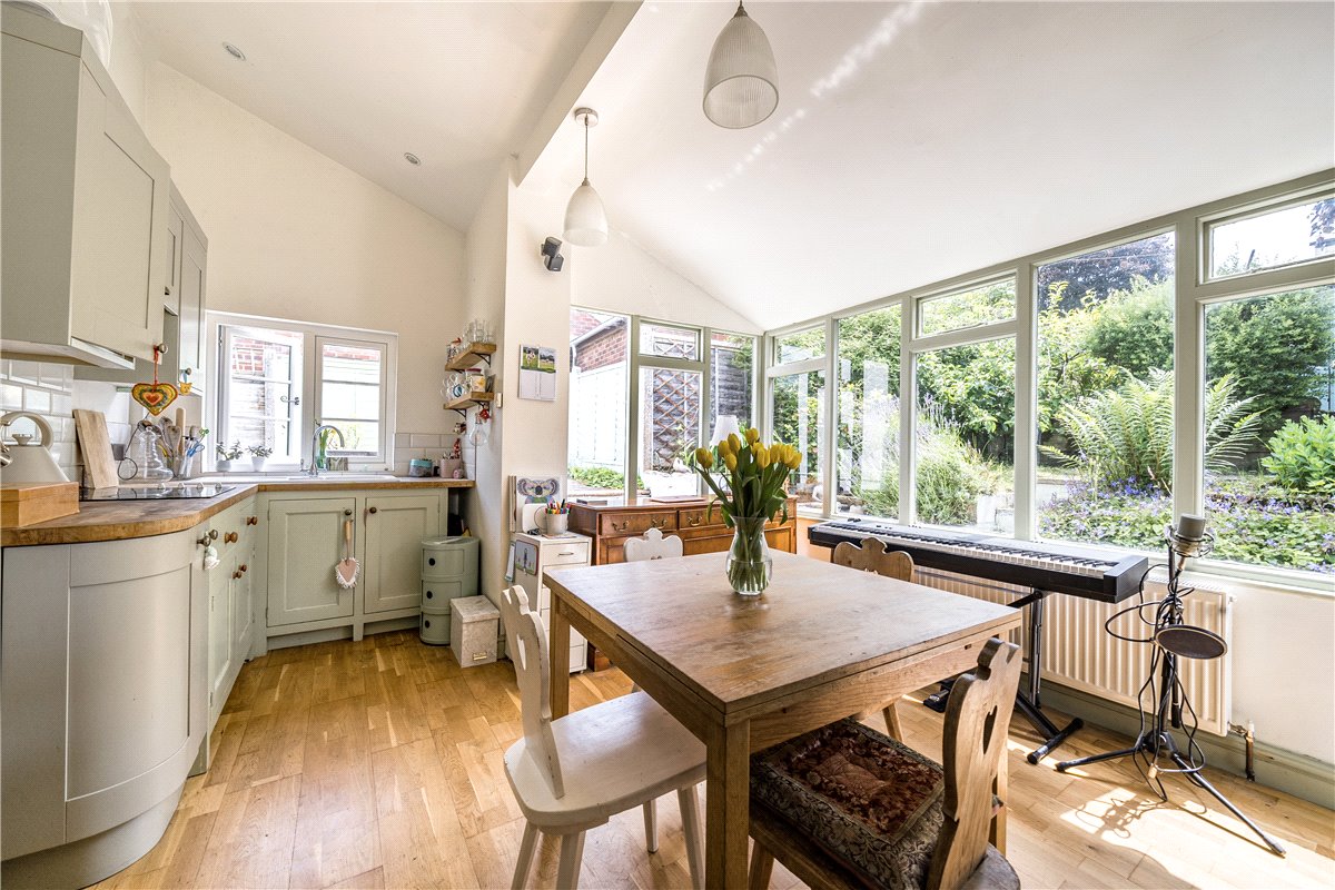 2 bedroom House, High Street, Manton, SN8 - Sold, Image 11