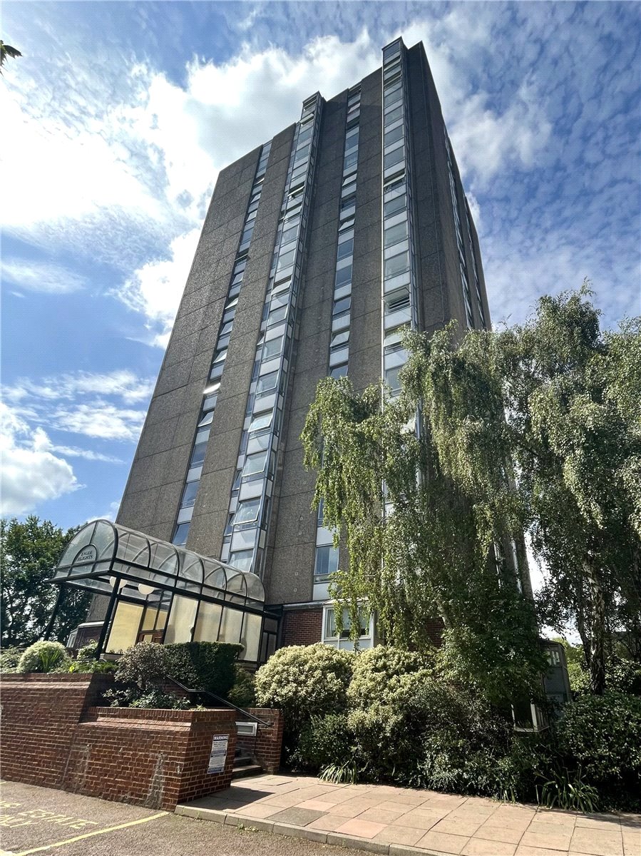 2 bedroom Flat, Eagle Heights, Bramlands Close, Battersea, SW11 - Sold, Image 7