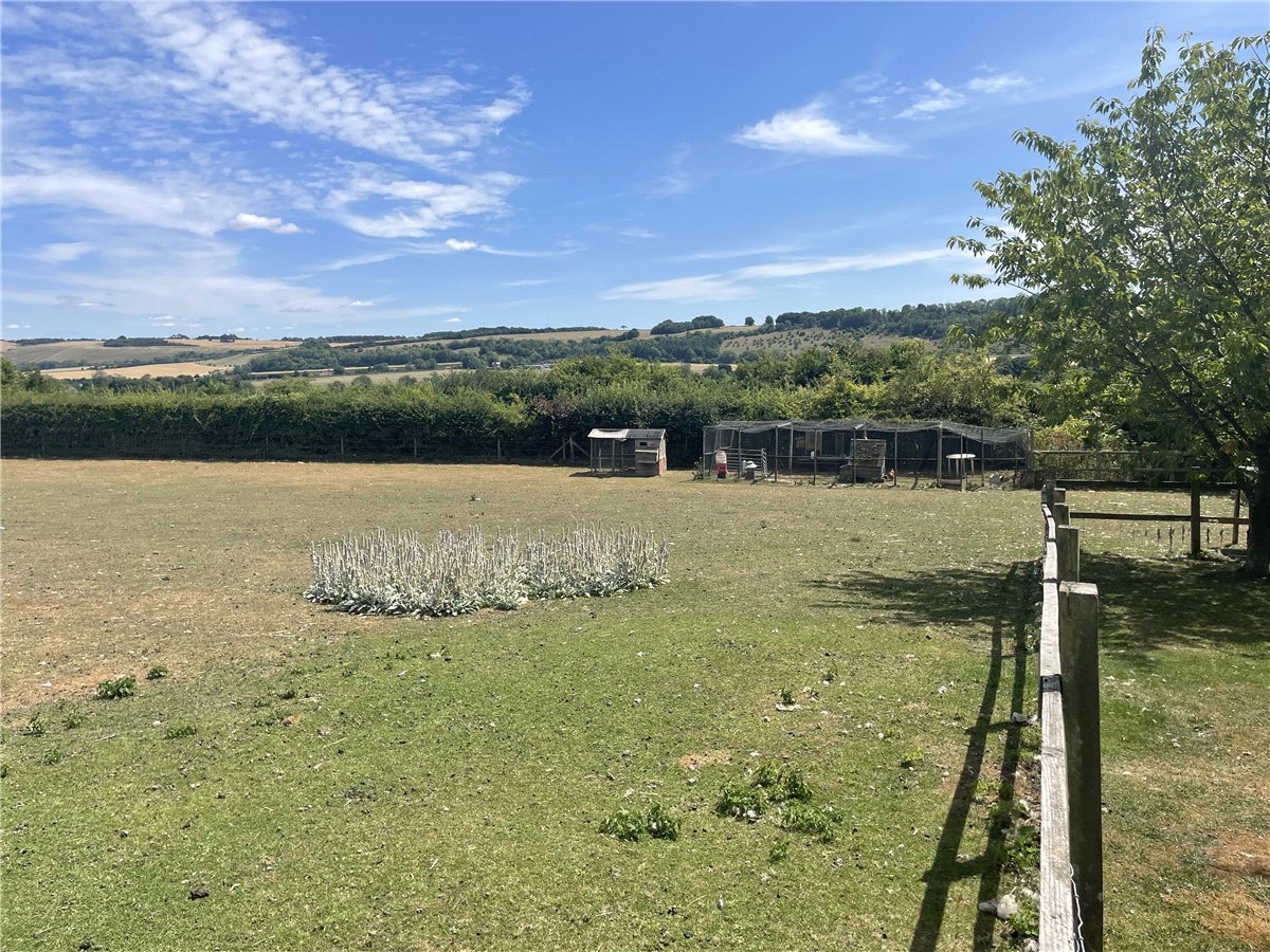 3 bedroom House, Newtown, Shalbourne, SN8 - Sold, Image 2
