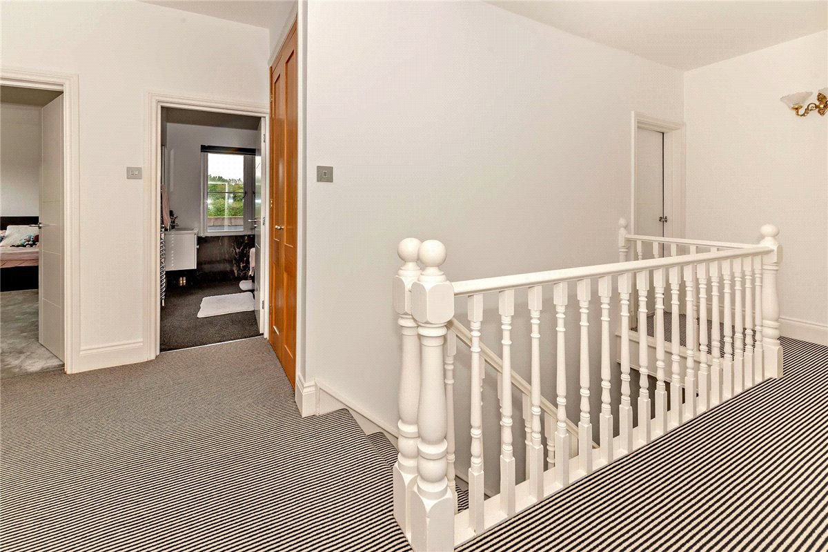 5 bedroom House, Newbury Road, Headley, RG19 - Available, Image 13