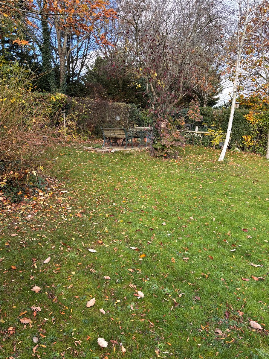 4 bedroom Barn Conversion, Snelsmore, Newbury, RG14 - Available, Image 2