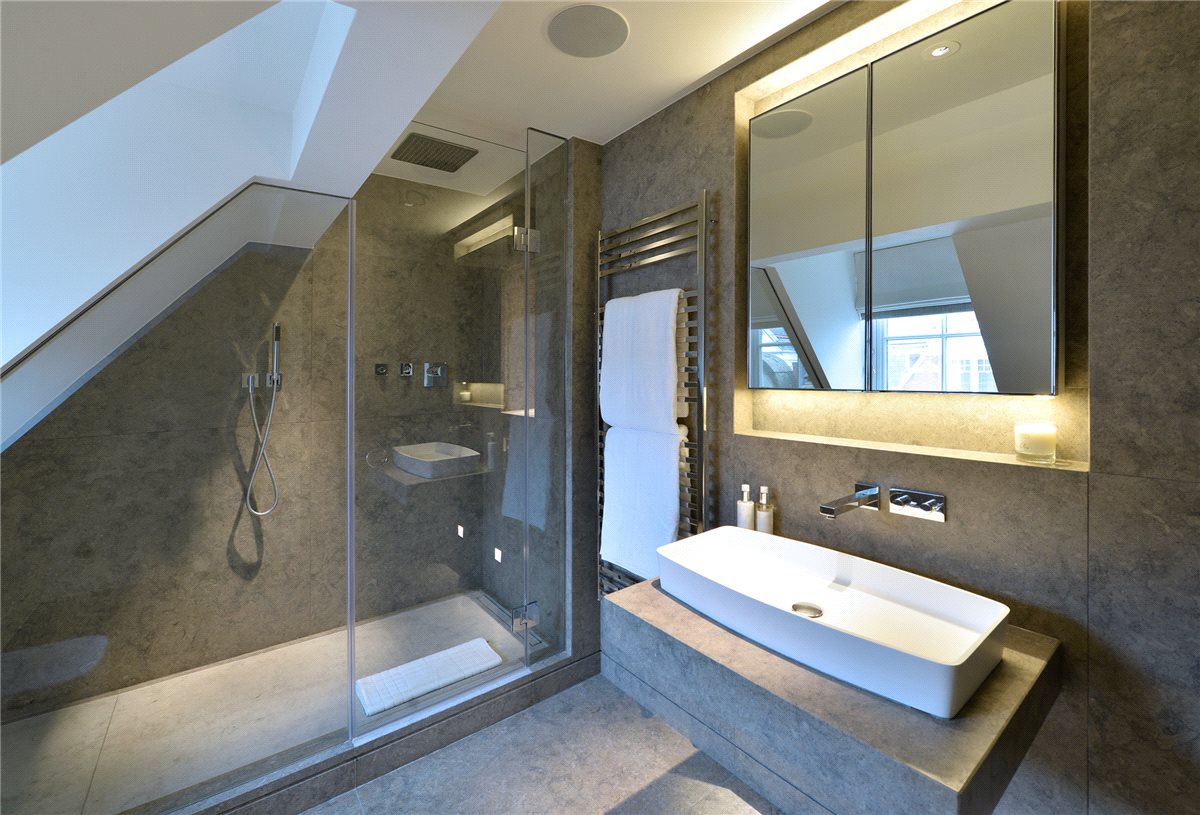 2 bedroom Flat, Duke Street, Mayfair, W1K - Available, Image 17
