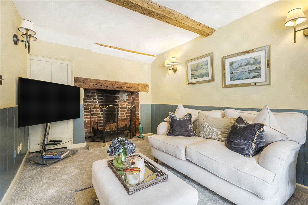 4 bedroom House, Silverless Street, Marlborough, SN8 - Available, Image 3