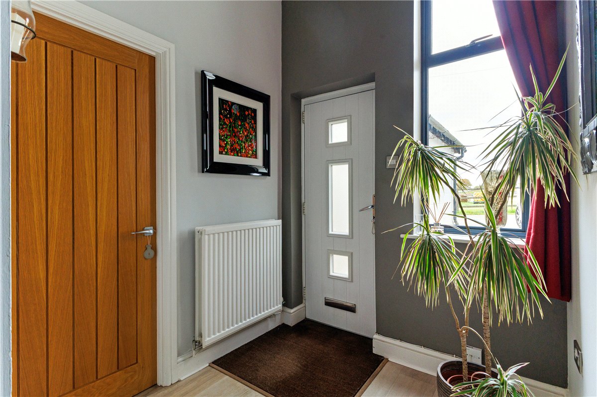 4 bedroom House, Russley Park, Baydon, SN8 - Available, Image 13