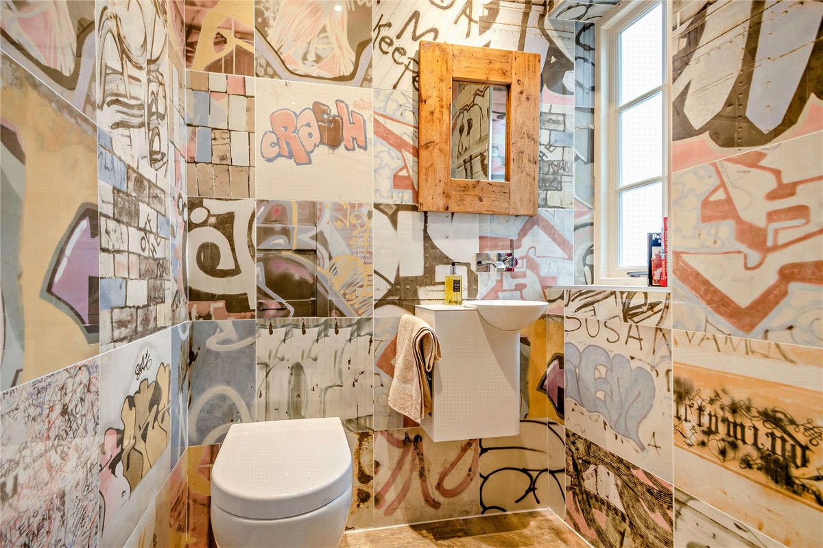 5 bedroom House, Main Street, Ledston, WF10 - Available, Image 1